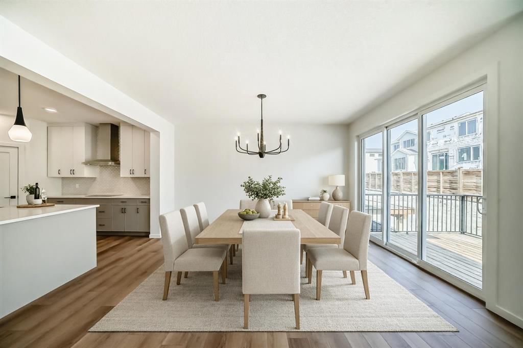 25 Starling Place NW, Calgary — photo 2 of 40