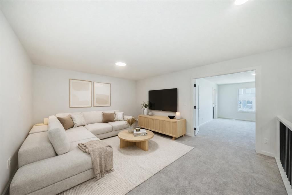 25 Starling Place NW, Calgary — photo 5 of 40
