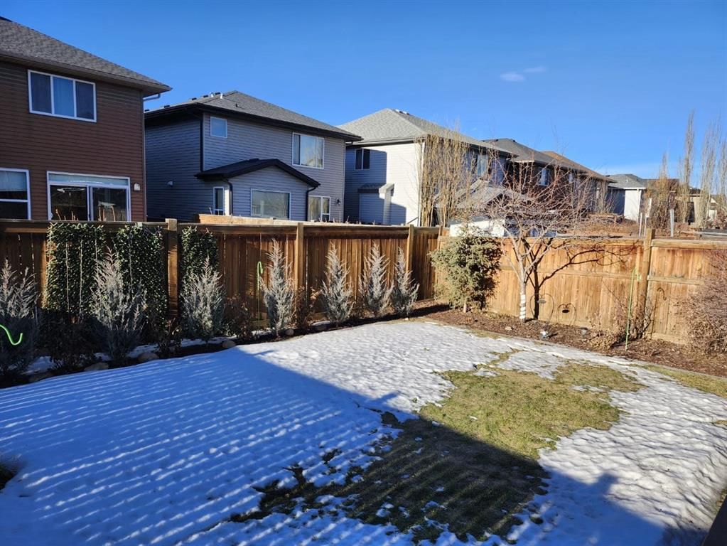 437 Auburn Bay Drive SE, Calgary — photo 3 of 44