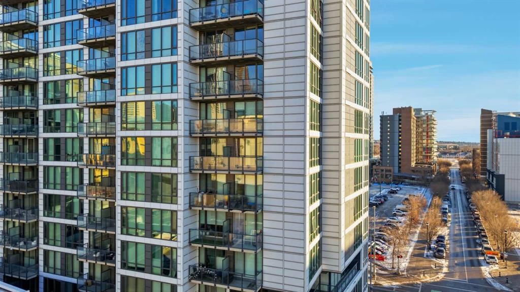 801, 450 8 Avenue SE, Calgary — photo 2 of 26