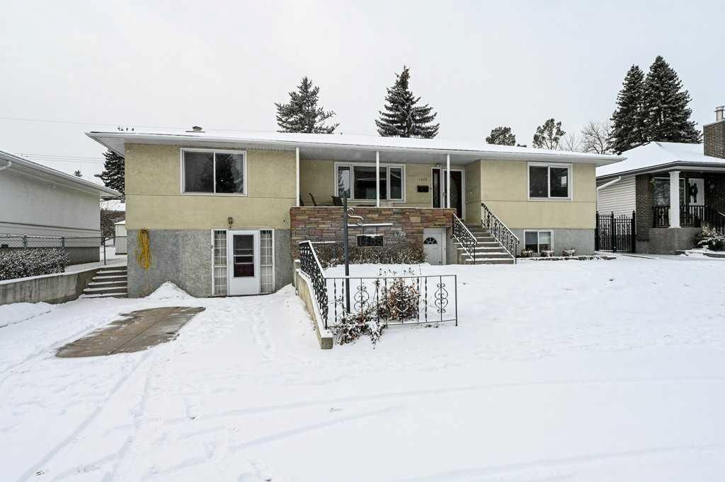 1455 Russell Road NE, Calgary — main listing photo