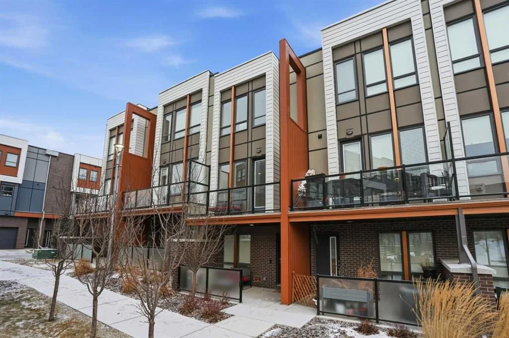 94 Norford Common NW, Calgary — photo 4 of 35