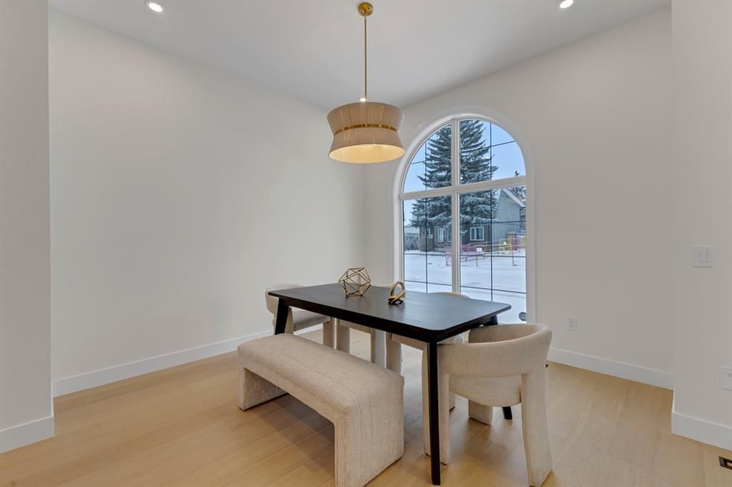 2518 20 Street SW, Calgary — photo 5 of 45