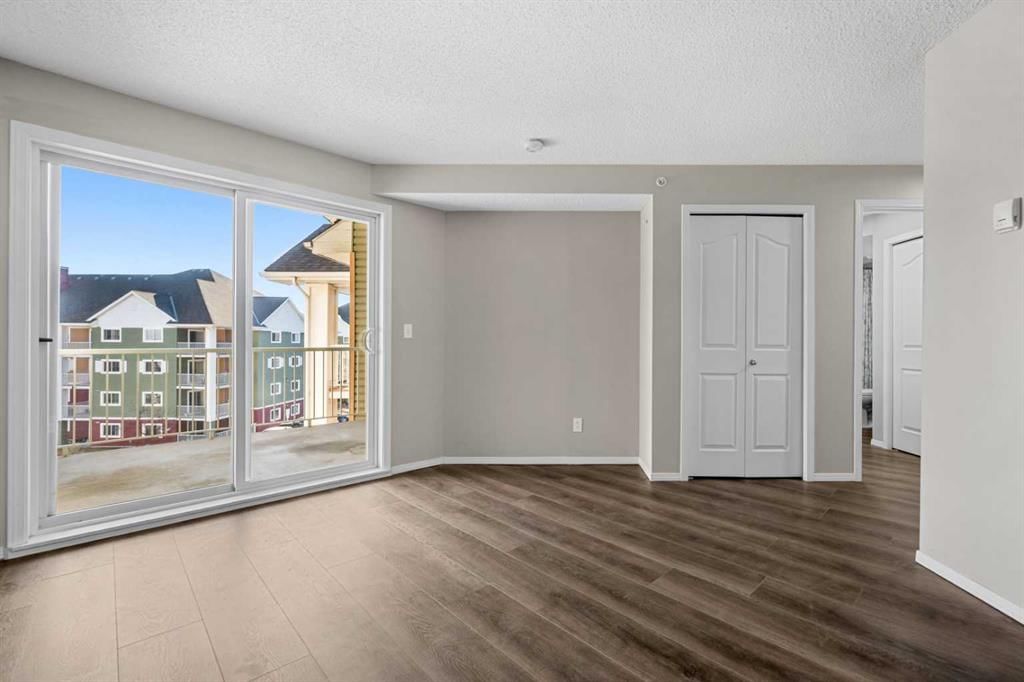 1411, 10 Prestwick Bay SE, Calgary — photo 3 of 45