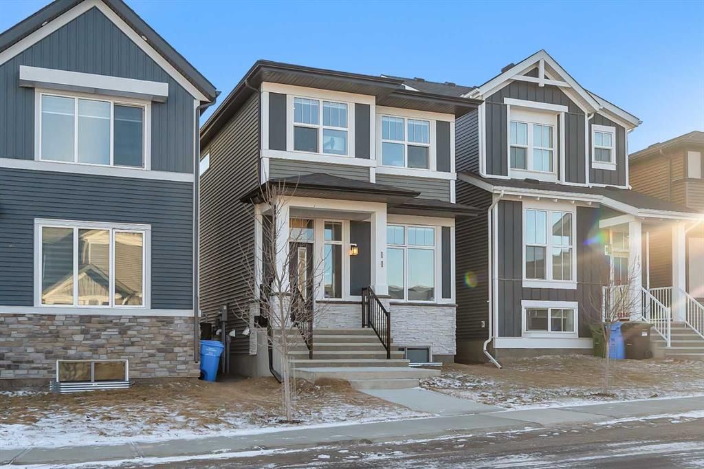 11 Marmot Way NW, Calgary — photo 2 of 43