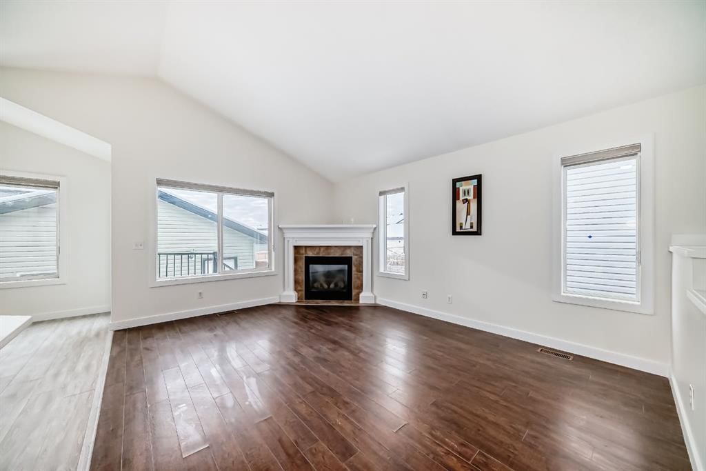226 Saddlebrook Circle NE, Calgary — photo 5 of 23