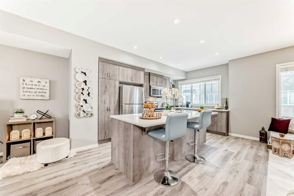 309 Nolanlake Villas NW, Calgary — photo 5 of 35