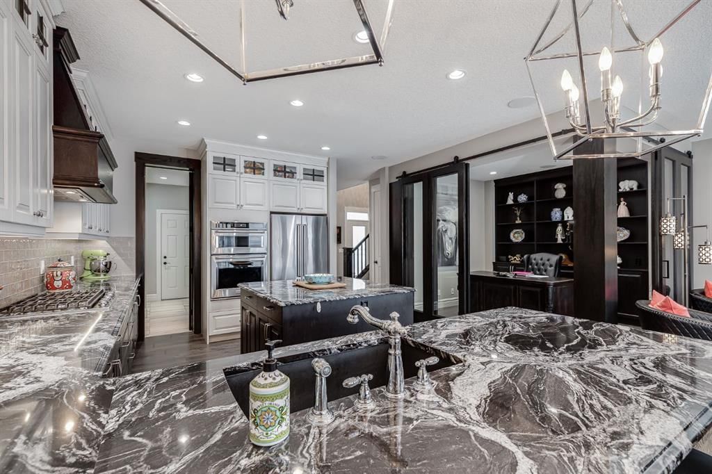 278 Legacy View SE, Calgary — photo 4 of 44