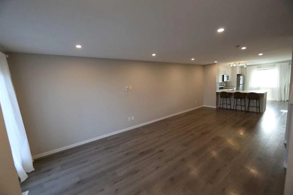1512, 7451 Falconridge Boulevard NE, Calgary — photo 5 of 35
