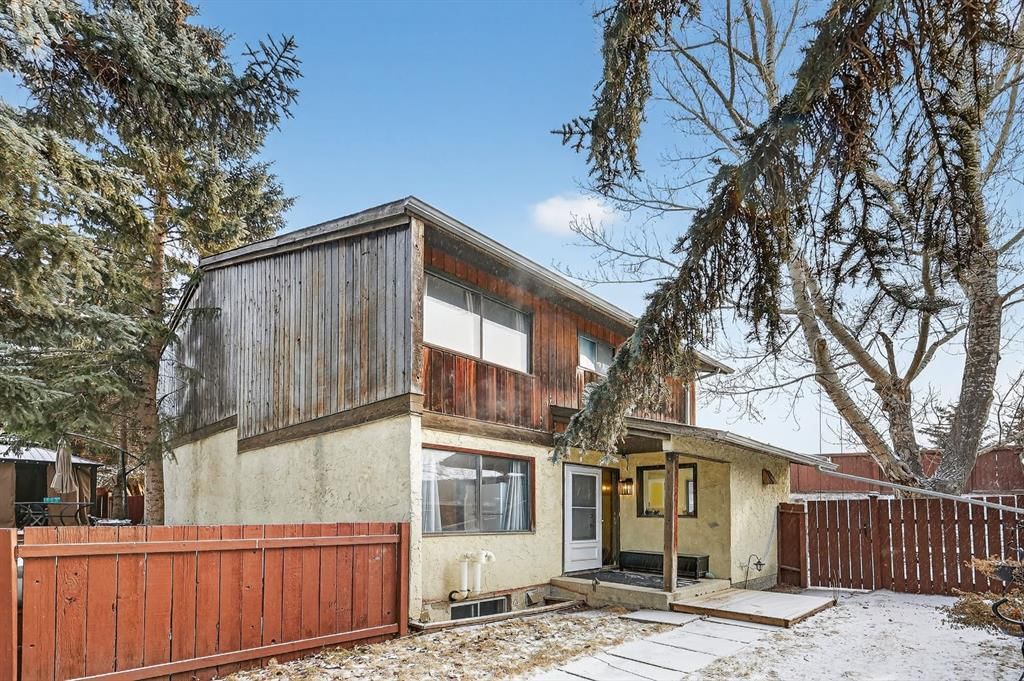 941 Ranchview Crescent NW, Calgary — main listing photo