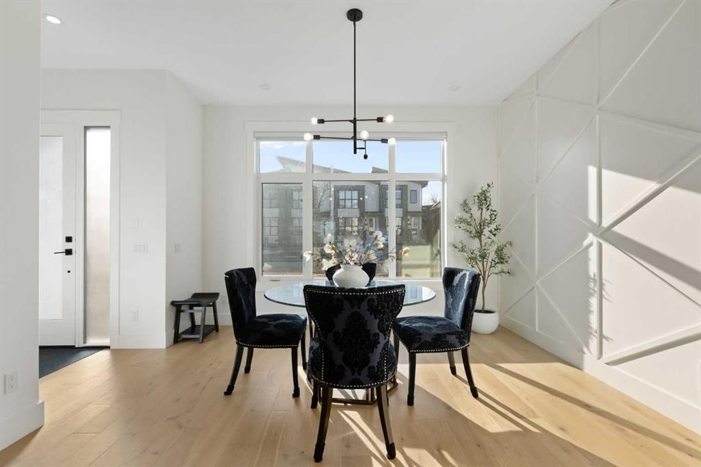 234 25 Avenue NE, Calgary — photo 4 of 47