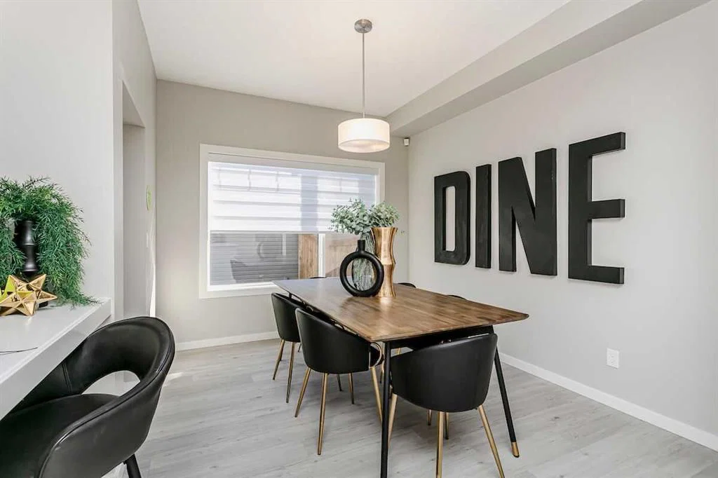 226 Heartwood Parade SE, Calgary — photo 5 of 11