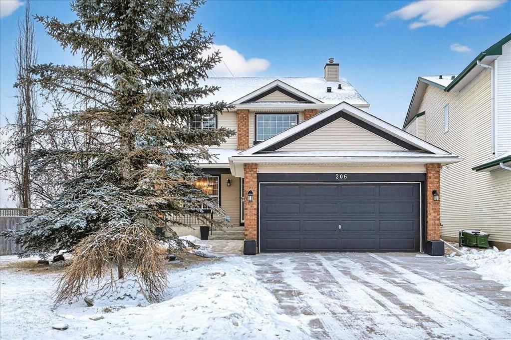 206 Cougarstone Circle SW, Calgary — photo 2 of 50