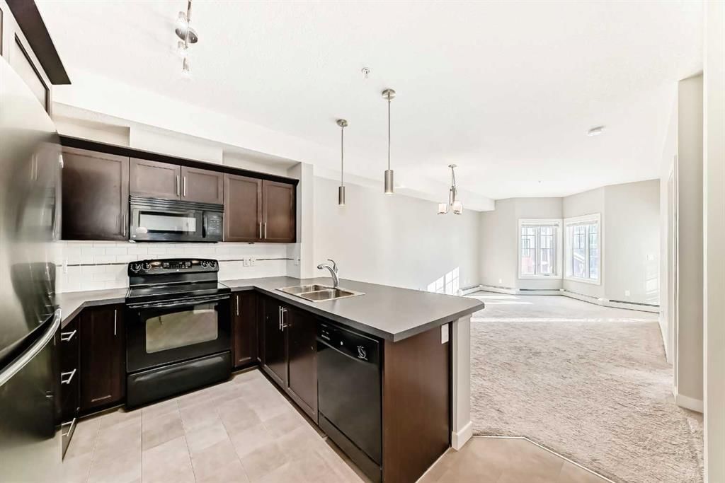 225, 20 Royal Oak Plaza NW, Calgary — main listing photo