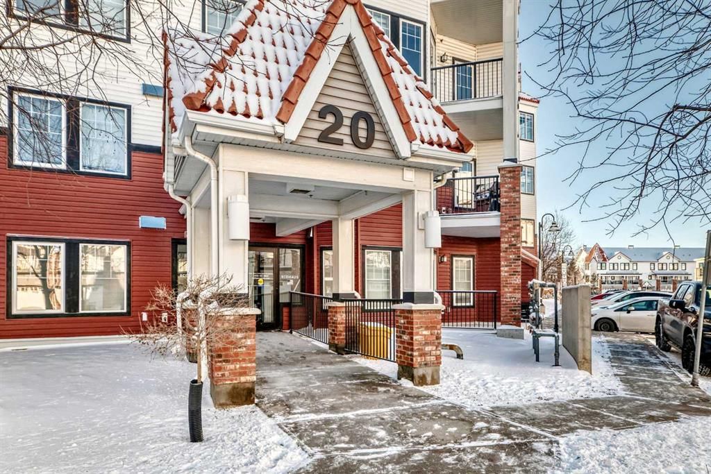 225, 20 Royal Oak Plaza NW, Calgary — photo 2 of 50