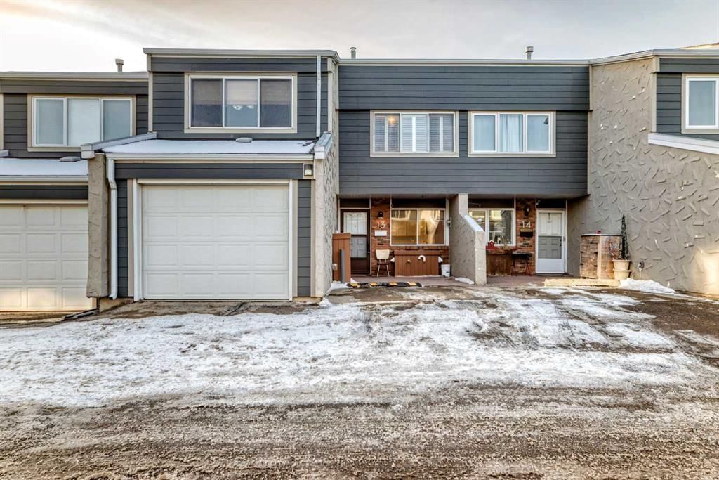 13, 228 Theodore Place NW, Calgary — photo 2 of 47