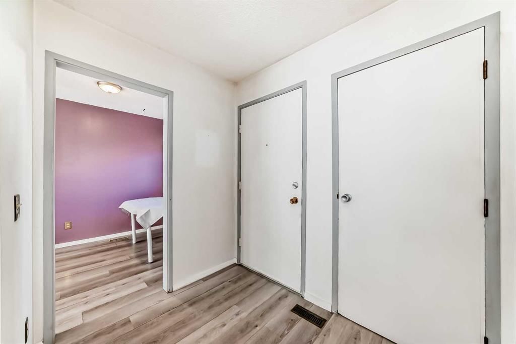 13, 228 Theodore Place NW, Calgary — photo 4 of 47