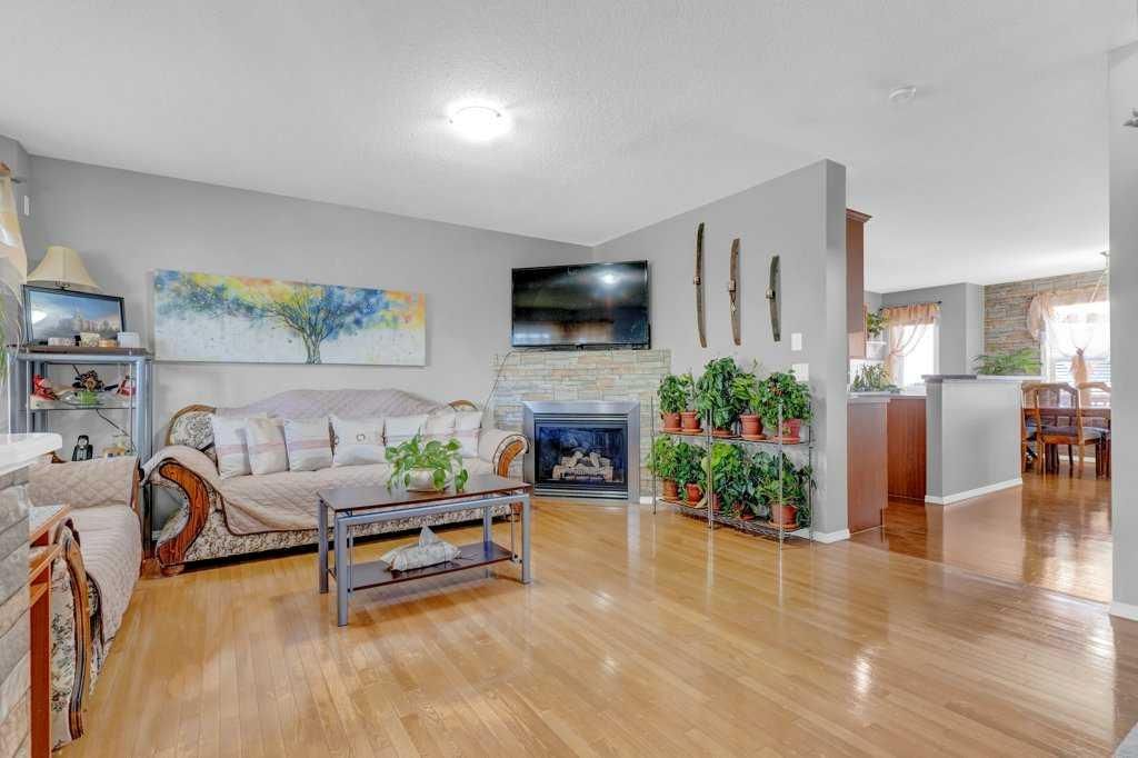 241 Covemeadow Road NE, Calgary — photo 4 of 32