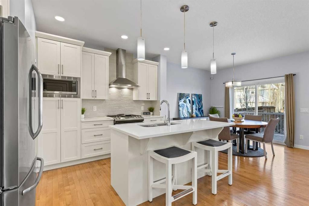 184 Masters Rise SE, Calgary — photo 5 of 49