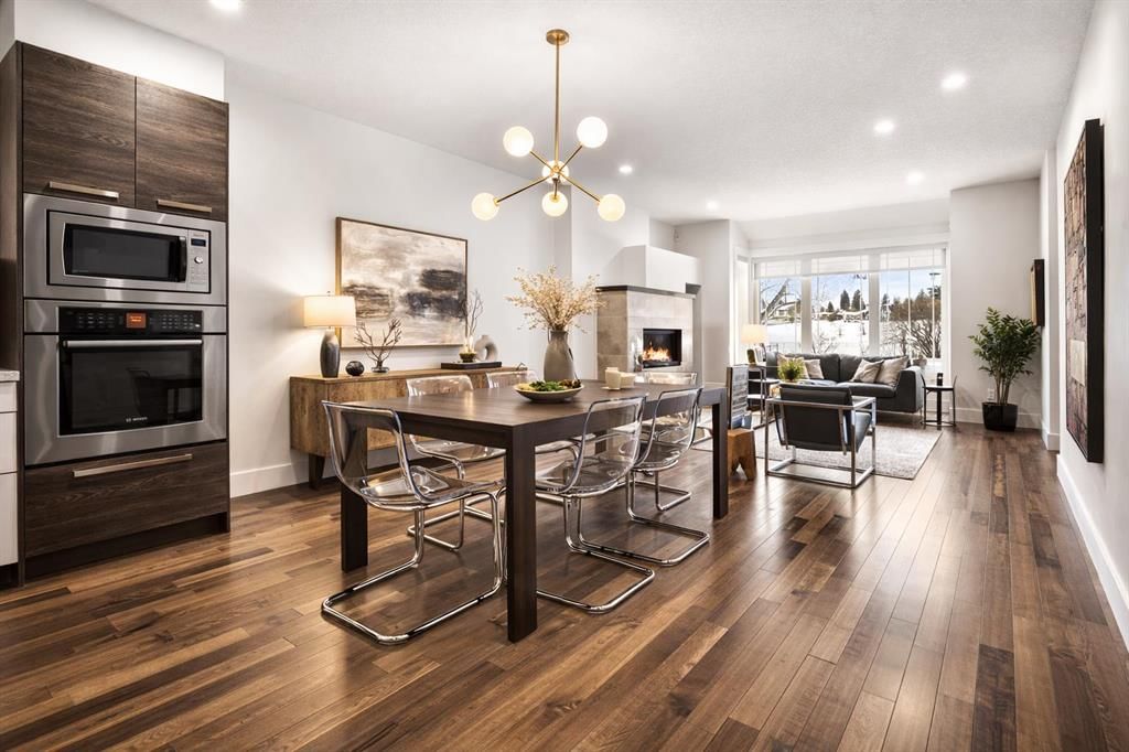 3018 30 Street SW, Calgary — photo 4 of 25