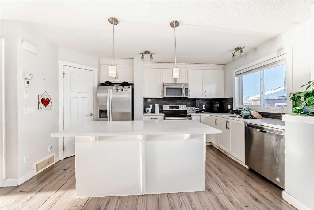 366 Auburn Bay Avenue SE, Calgary — photo 2 of 50