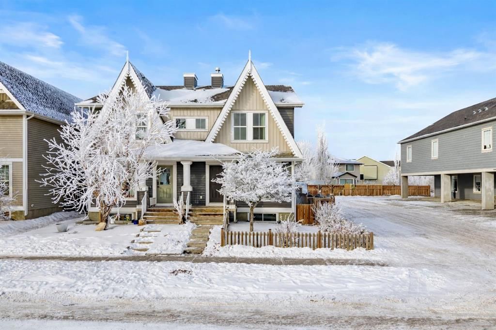 32 Auburn Bay Boulevard SE, Calgary — main listing photo