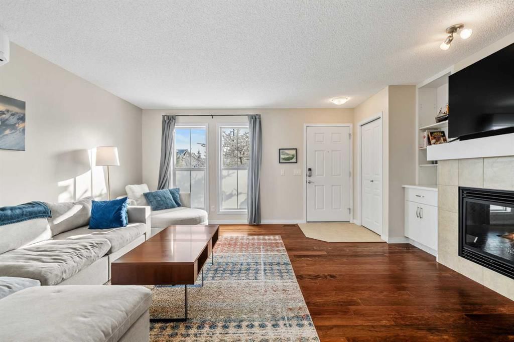 32 Auburn Bay Boulevard SE, Calgary — photo 3 of 50
