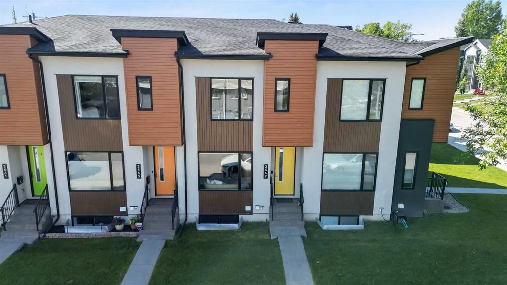 3569 19 Avenue SW, Calgary — photo 2 of 44
