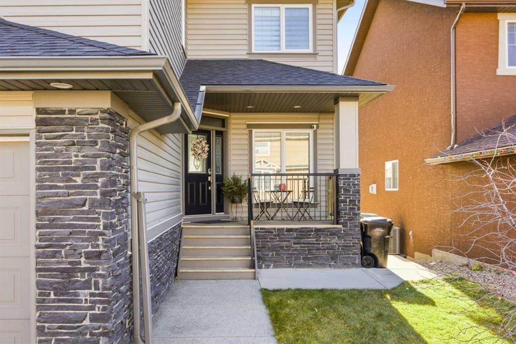 71 Panatella View NW, Calgary — photo 4 of 49