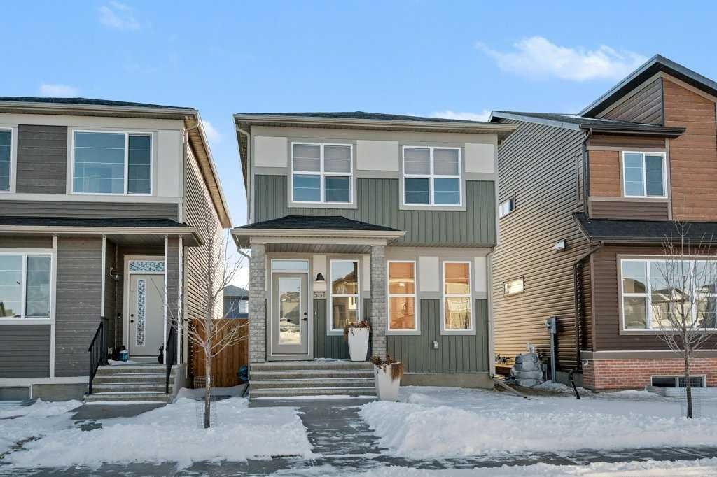 551 Wolf Creek Way SE, Calgary — photo 4 of 43