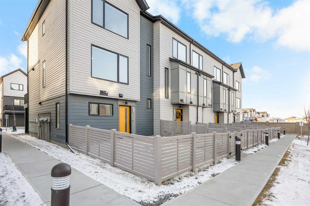 318 Evanscrest Square NW, Calgary — photo 2 of 39