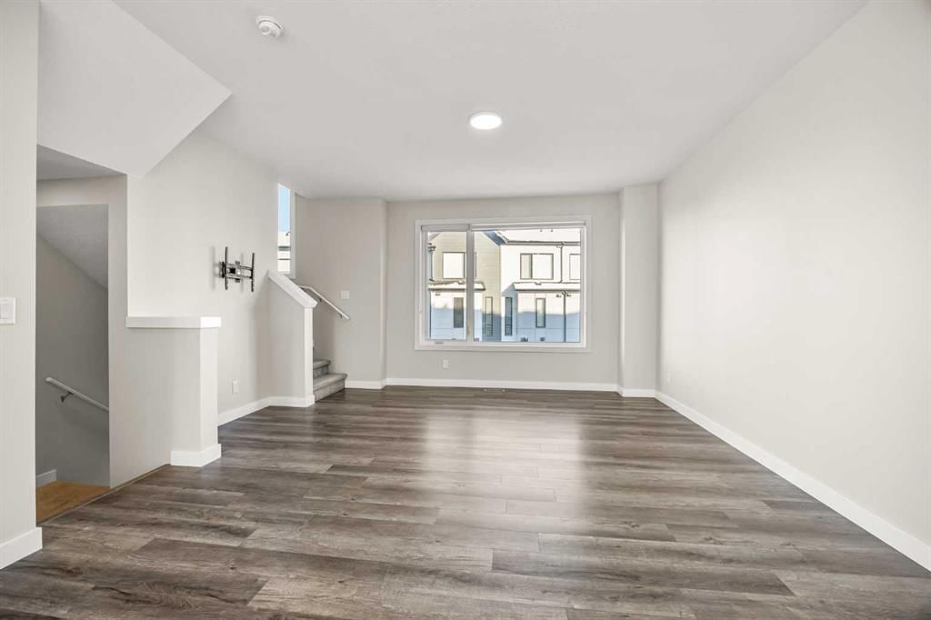 318 Evanscrest Square NW, Calgary — photo 3 of 39