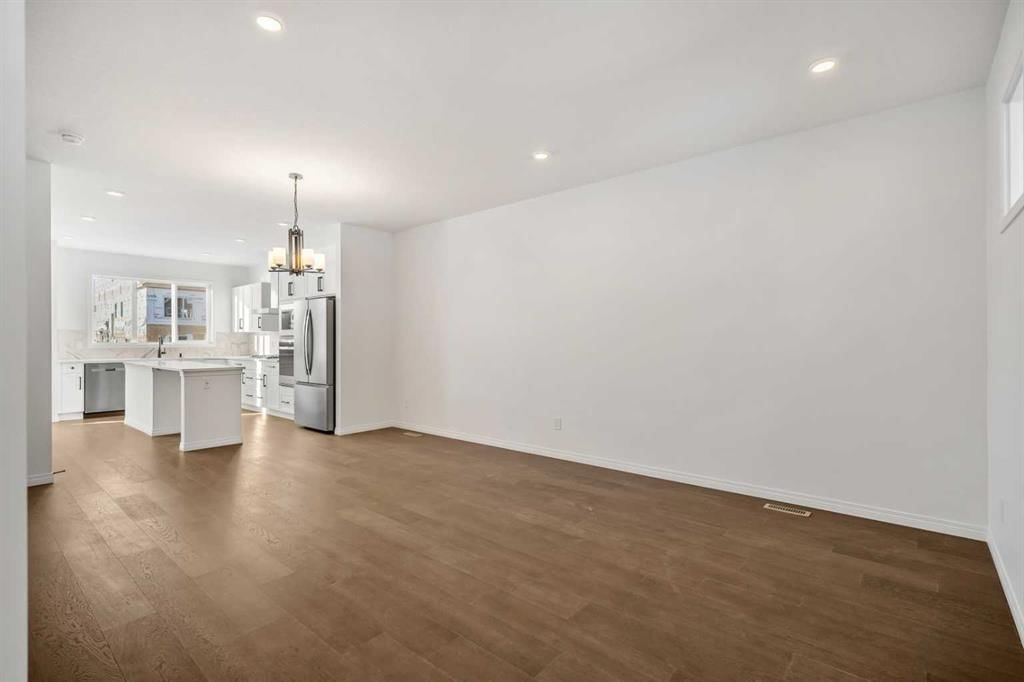 751 HOMESTEAD Drive NE, Calgary — photo 4 of 50