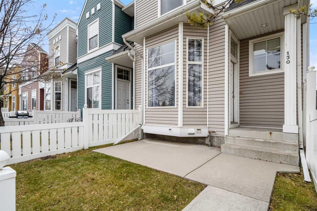 130 Promenade Way SE, Calgary — photo 3 of 31
