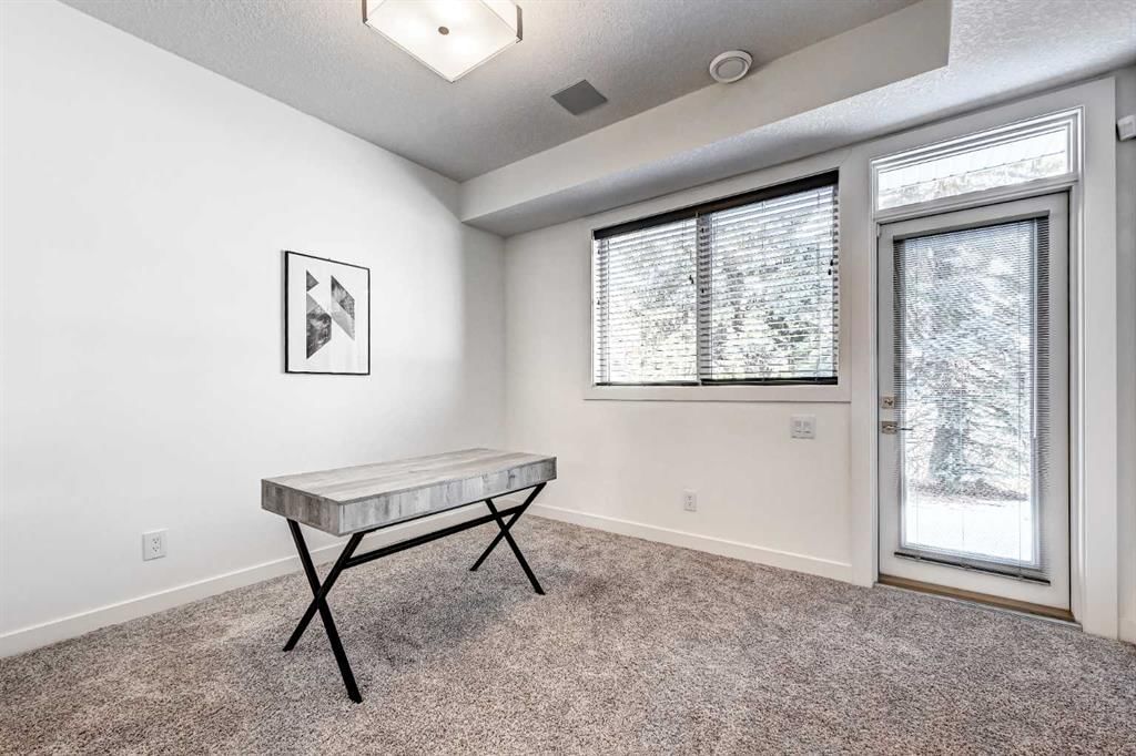 204, 1616 24 Avenue NW, Calgary — photo 3 of 40
