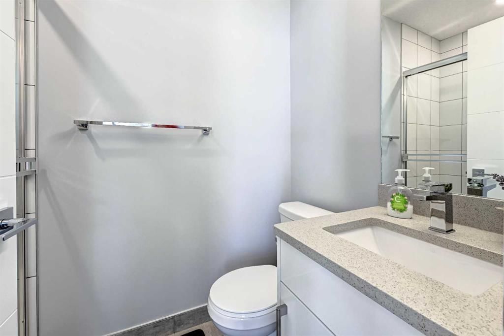 204, 1616 24 Avenue NW, Calgary — photo 5 of 40