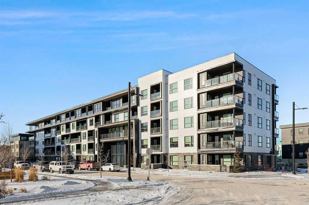 304, 4160 Norford Avenue NW, Calgary — main listing photo