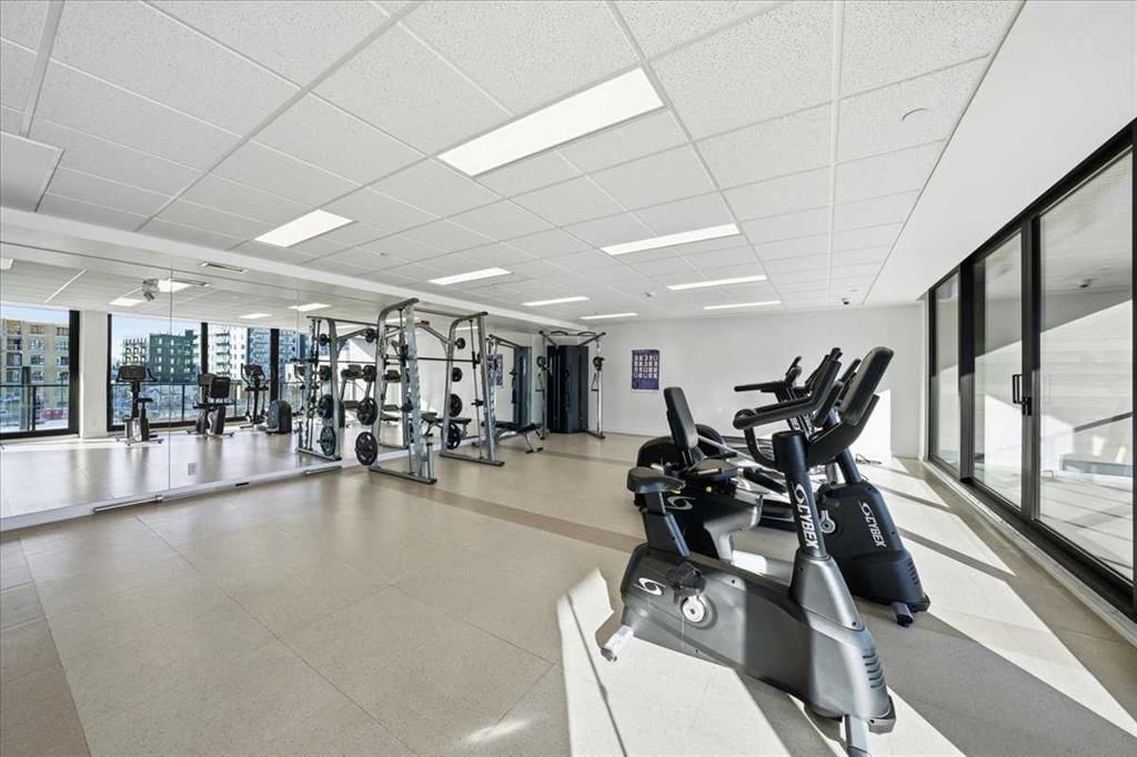 304, 4160 Norford Avenue NW, Calgary — photo 4 of 48