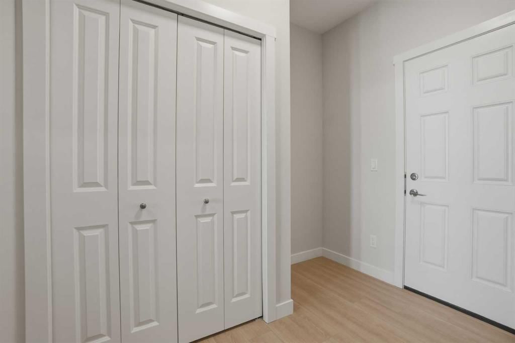 75 Heartwood Villas SE, Calgary — photo 4 of 36