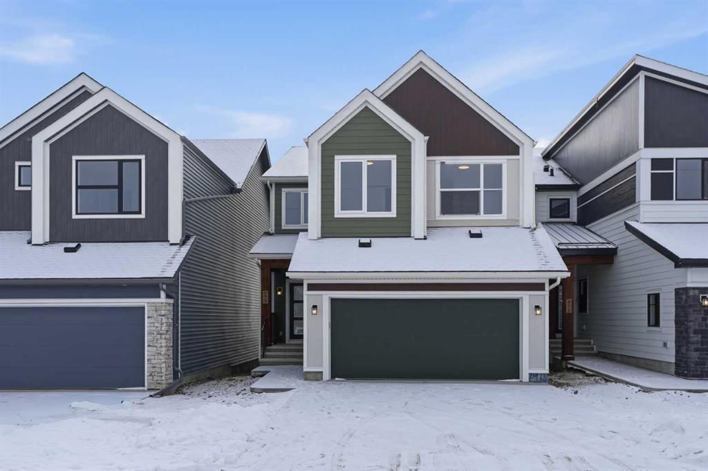 79 Heartwood Villas SE, Calgary — main listing photo