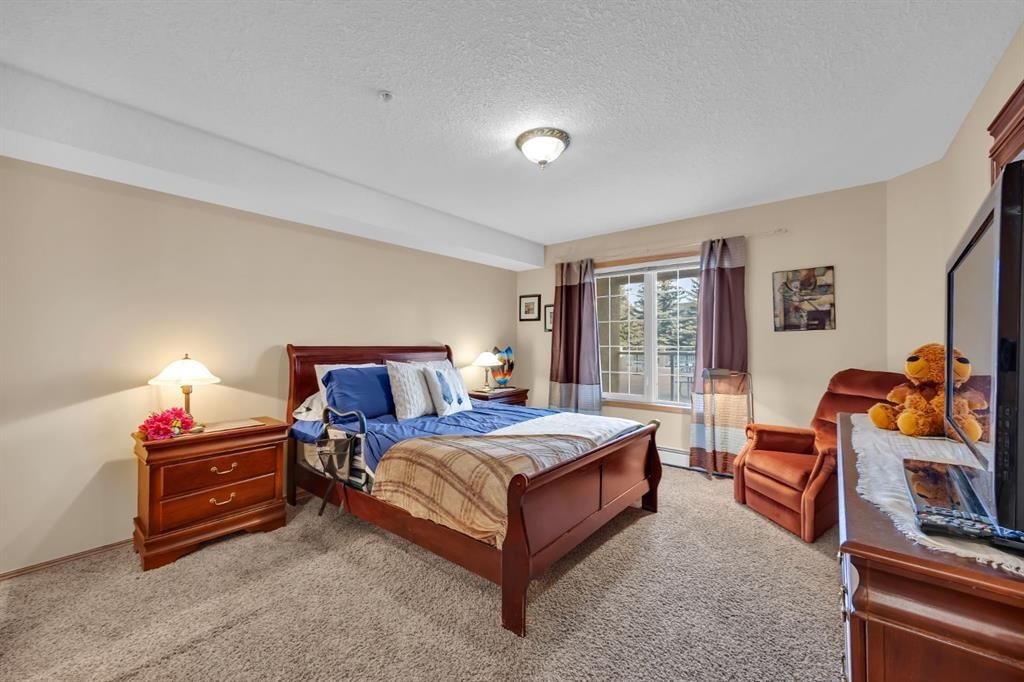 106, 728 Country Hills Road NW, Calgary — photo 5 of 39