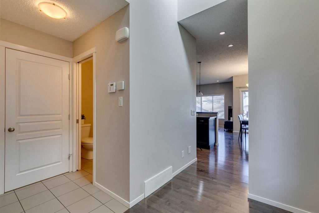 467 Mahogany Terrace SE, Calgary — photo 3 of 50