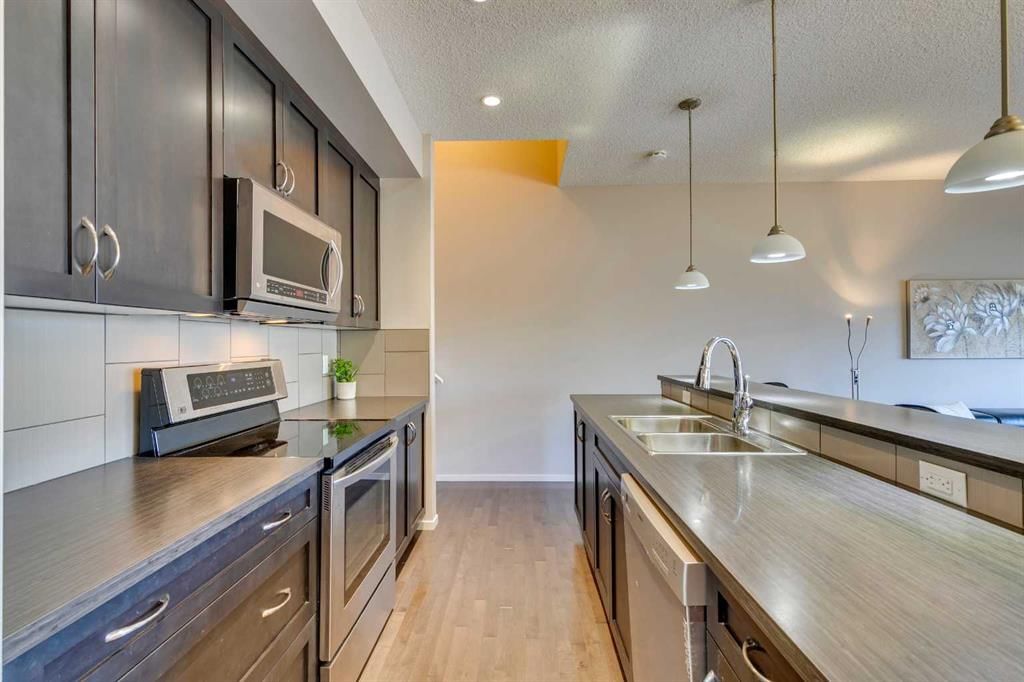 467 Mahogany Terrace SE, Calgary — photo 5 of 50