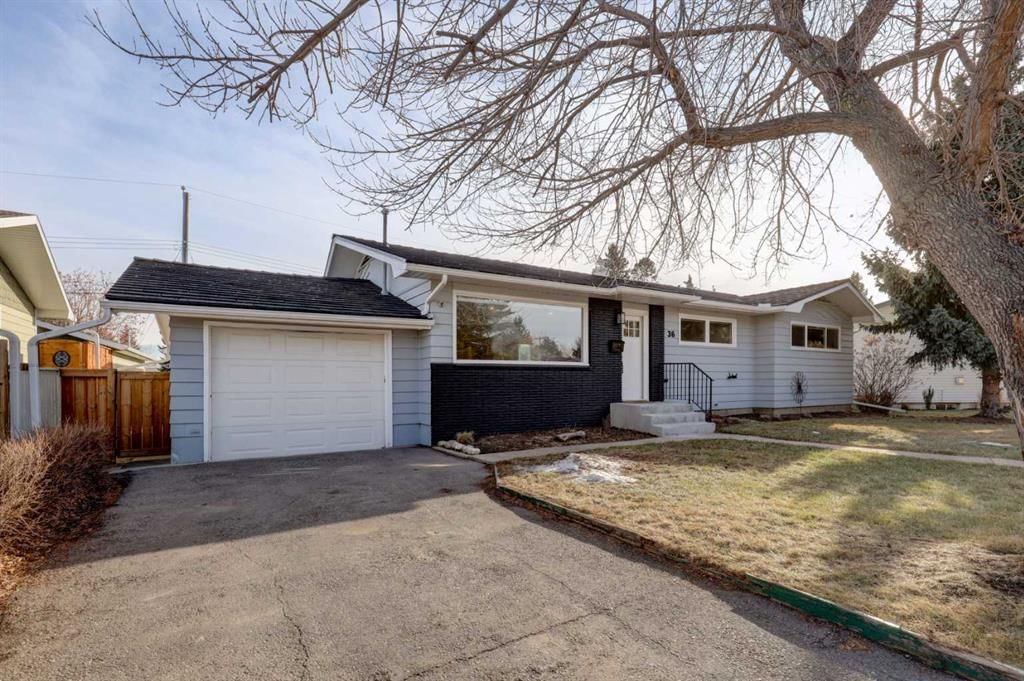 36 Glenview Drive SW, Calgary — photo 2 of 35