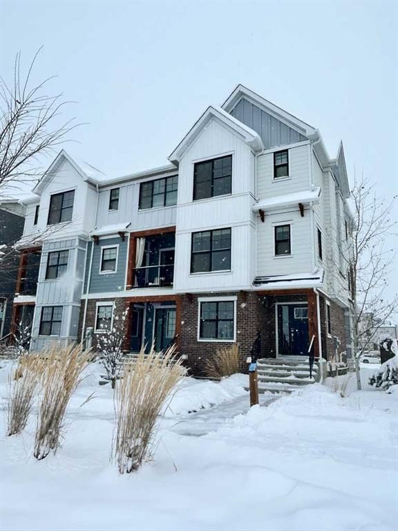 210 Alpine Avenue SW, Calgary — photo 3 of 49