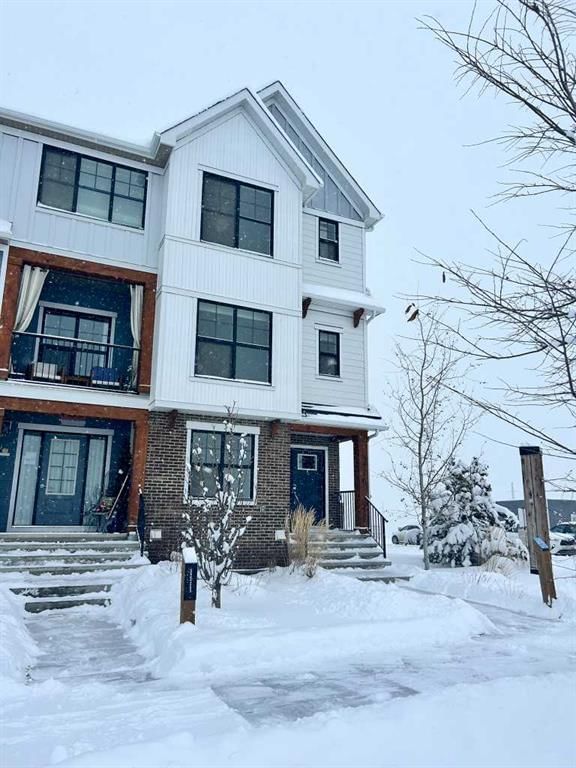 210 Alpine Avenue SW, Calgary — photo 4 of 49