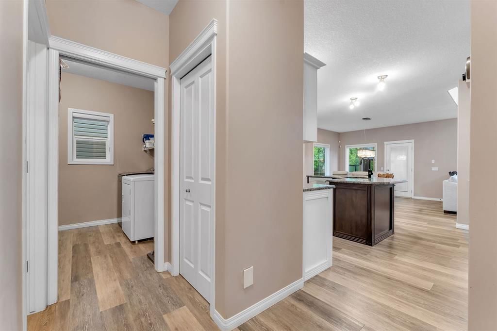 405 Kincora Drive NW, Calgary — photo 4 of 44