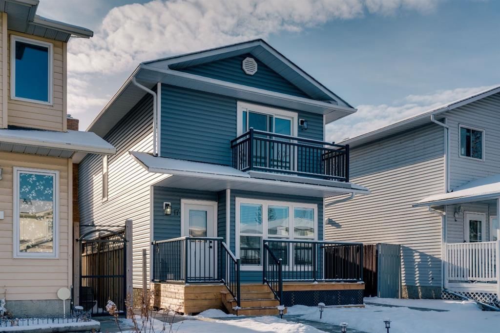 17 Mckernan Road SE, Calgary — photo 4 of 49