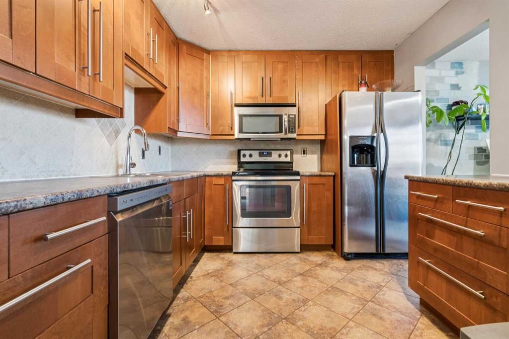 70 Midridge Gardens SE, Calgary — main listing photo