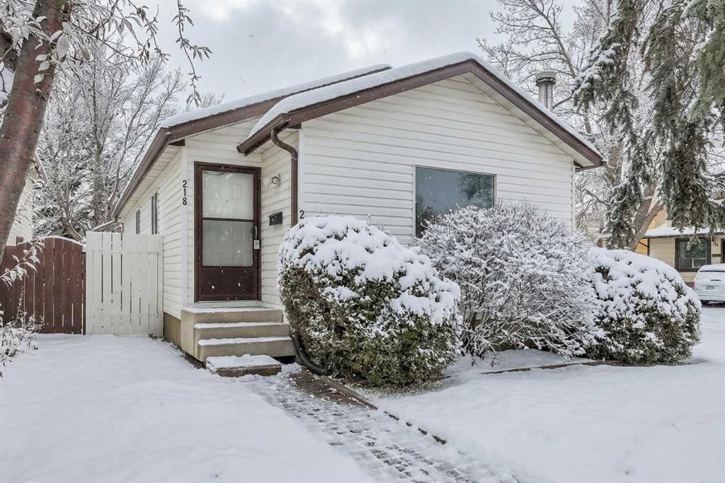 218 Pinemeadow Road NE, Calgary — photo 2 of 20